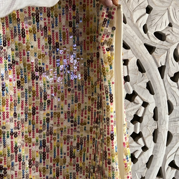 Trina Turk Spring mini sequin party dress.  Fun! Subtle and Spring ready dress❤️ - Picture 4 of 7